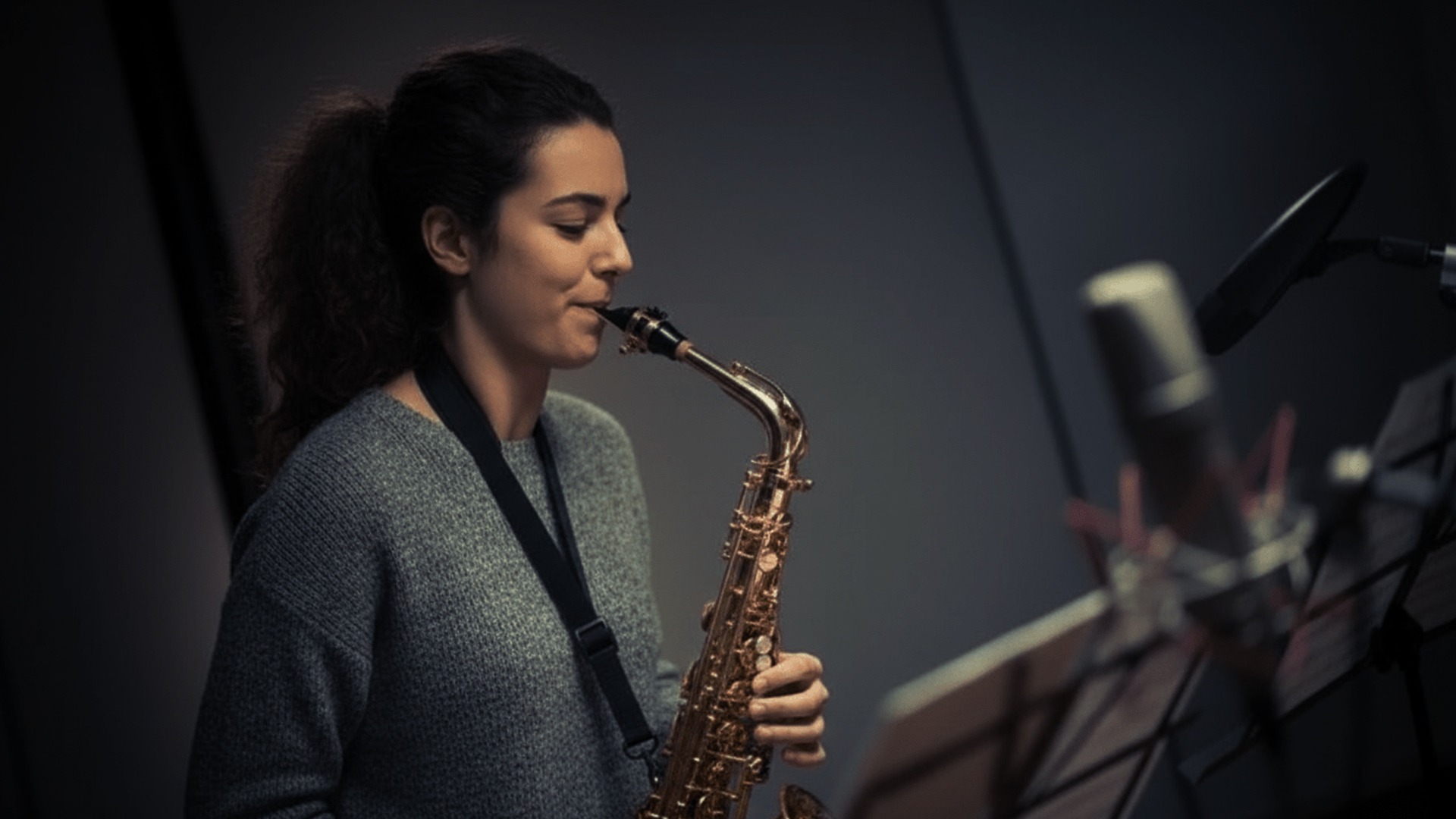 Session musician saxophone